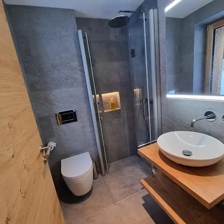Riverside 2nd Floor South Apartment Saas-Fee